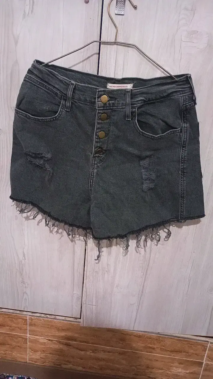 شورتک جین خارجی|لباس|گنبد کاووس, |دیوار