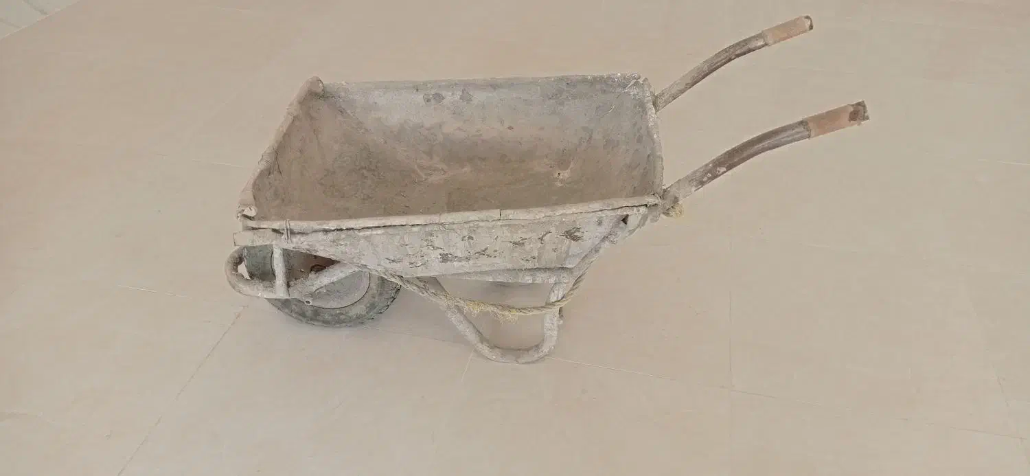 دار قالی خلچه ،فرغون ، فرش ، بشکه آب ،سینک ظرفشویی|فرش|مرند, |دیوار