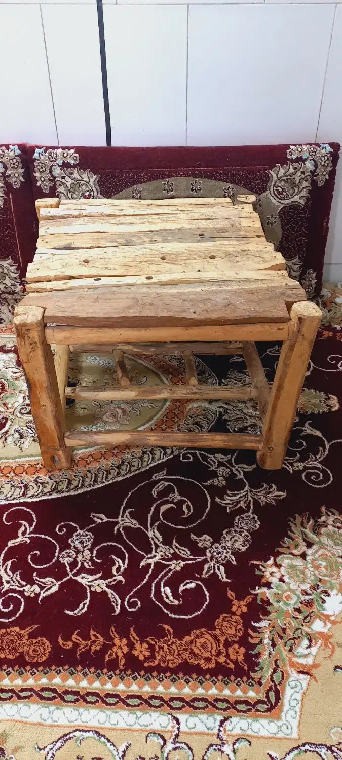 کرسی قدیمی|میز و صندلی غذاخوری|مشهد, کارگران|دیوار