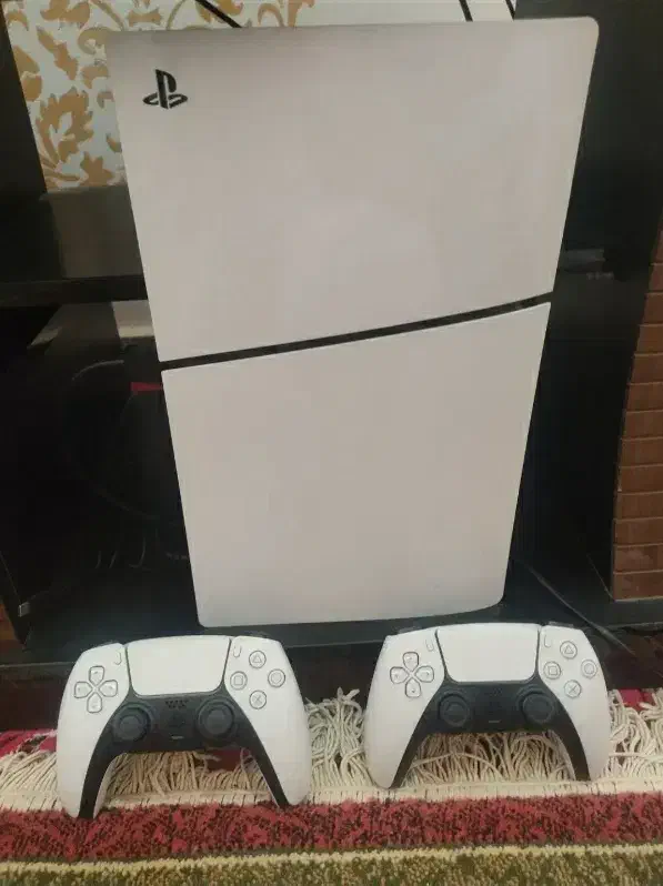اسلیم PS5 دو دسته دیجیتال معاوضه با ps4 دارم|کنسول، بازی ویدئویی و آنلاین|گرگان, |دیوار