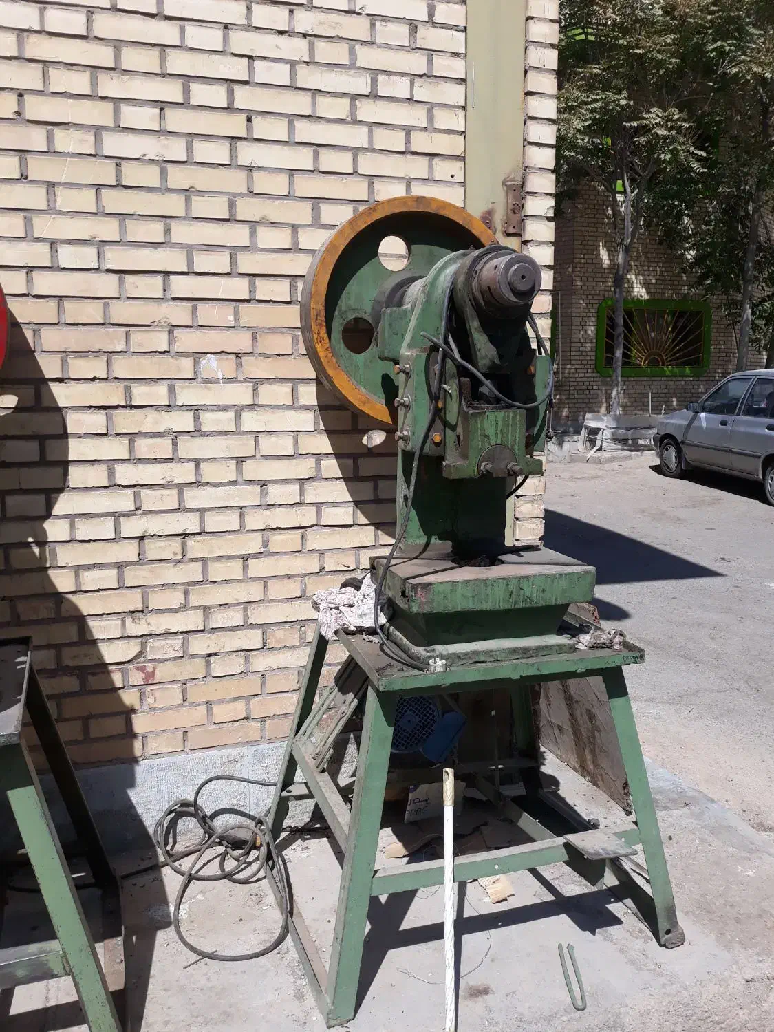 ۲ عدد پرس ۱۲ تن|ماشین‌آلات صنعتی|کرج, کمال‌شهر|دیوار