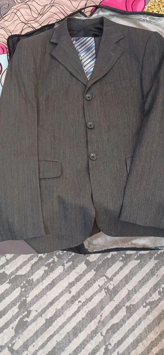 دو دست کت وشلوار سایز ۴۲ در حد نو|لباس|خمینیشهر, |دیوار