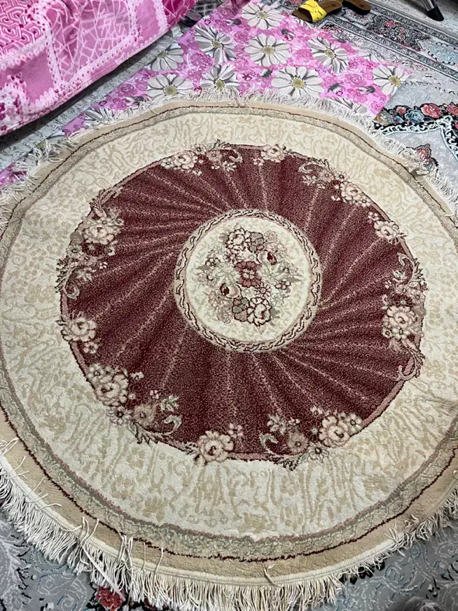 ۲عددگلیم فرش رنگ کرم|فرش|یزد, |دیوار