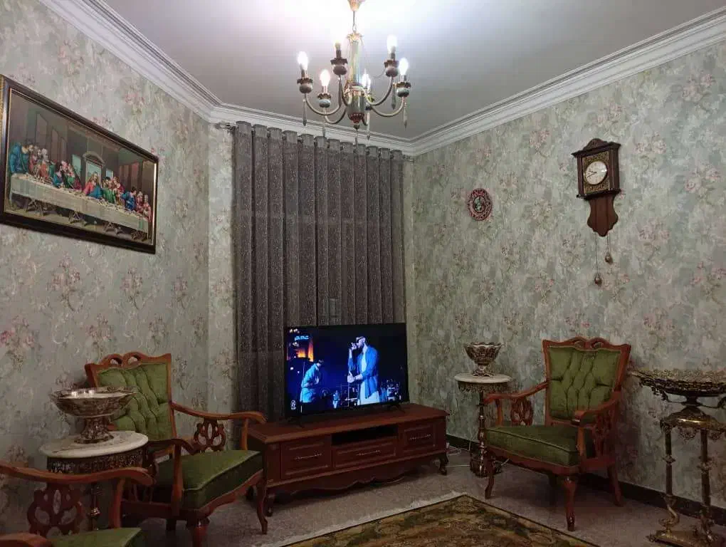 دو تخته فرش در حد نو|فرش|تهران, ارامنه|دیوار