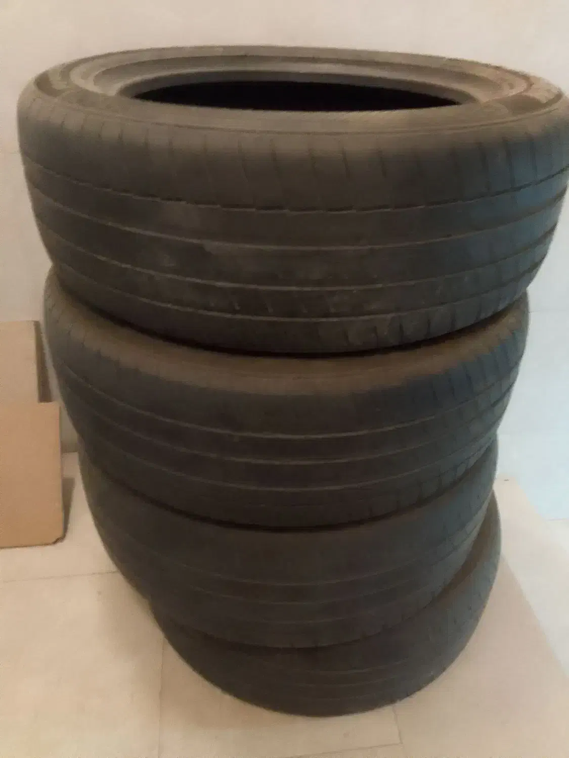 ۴عدد لاستیک سانتافه|قطعات یدکی و لوازم جانبی|فلاورجان, |دیوار