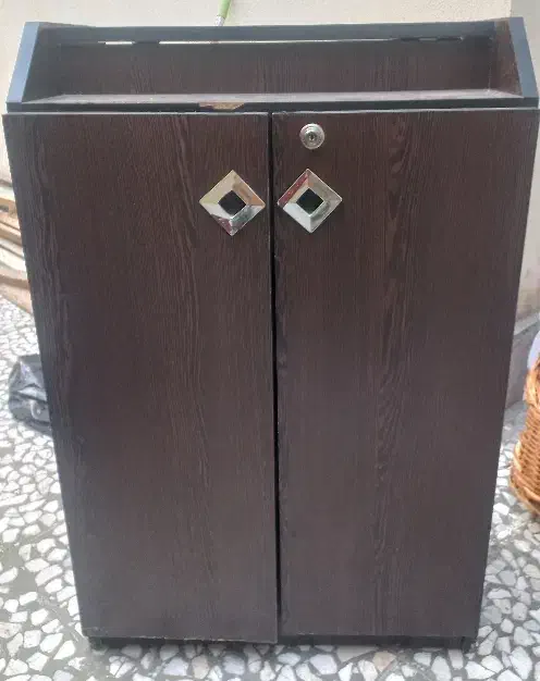 جاکفشی سالم ام دی اف|جاکفشی، کمد، دراور|رشت, منظریه|دیوار