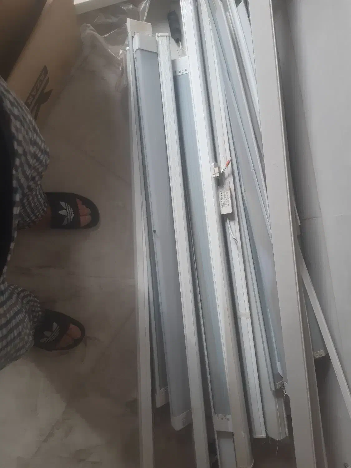 لامپ مهتابی خطی|لامپ و چراغ|تهران, افسریه جنوبی|دیوار