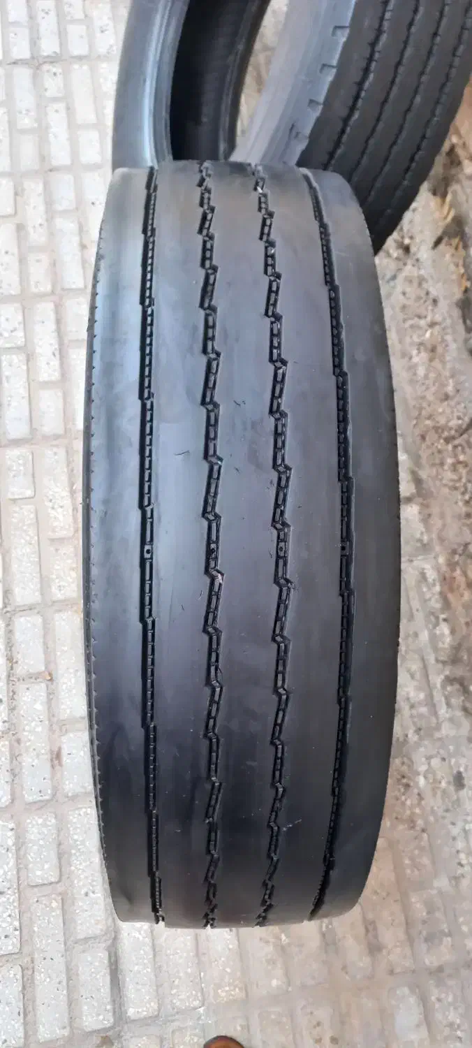 لاستیک 235 خاوری|قطعات یدکی و لوازم جانبی|مرودشت, مختارآباد|دیوار