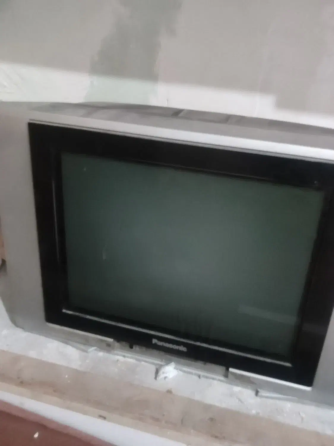 حراج تلویزیون وبدنه ی یخچال فریزر بادی|حراج|بیجار, |دیوار