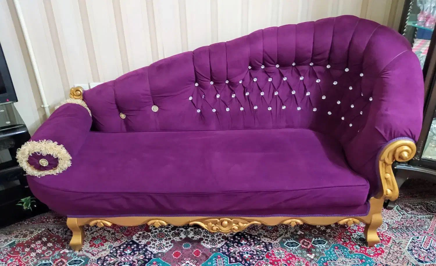 یک مبل 6 نفره و 1 میز تلفن|مبلمان خانگی و میز عسلی|ورامین, ورامین|دیوار