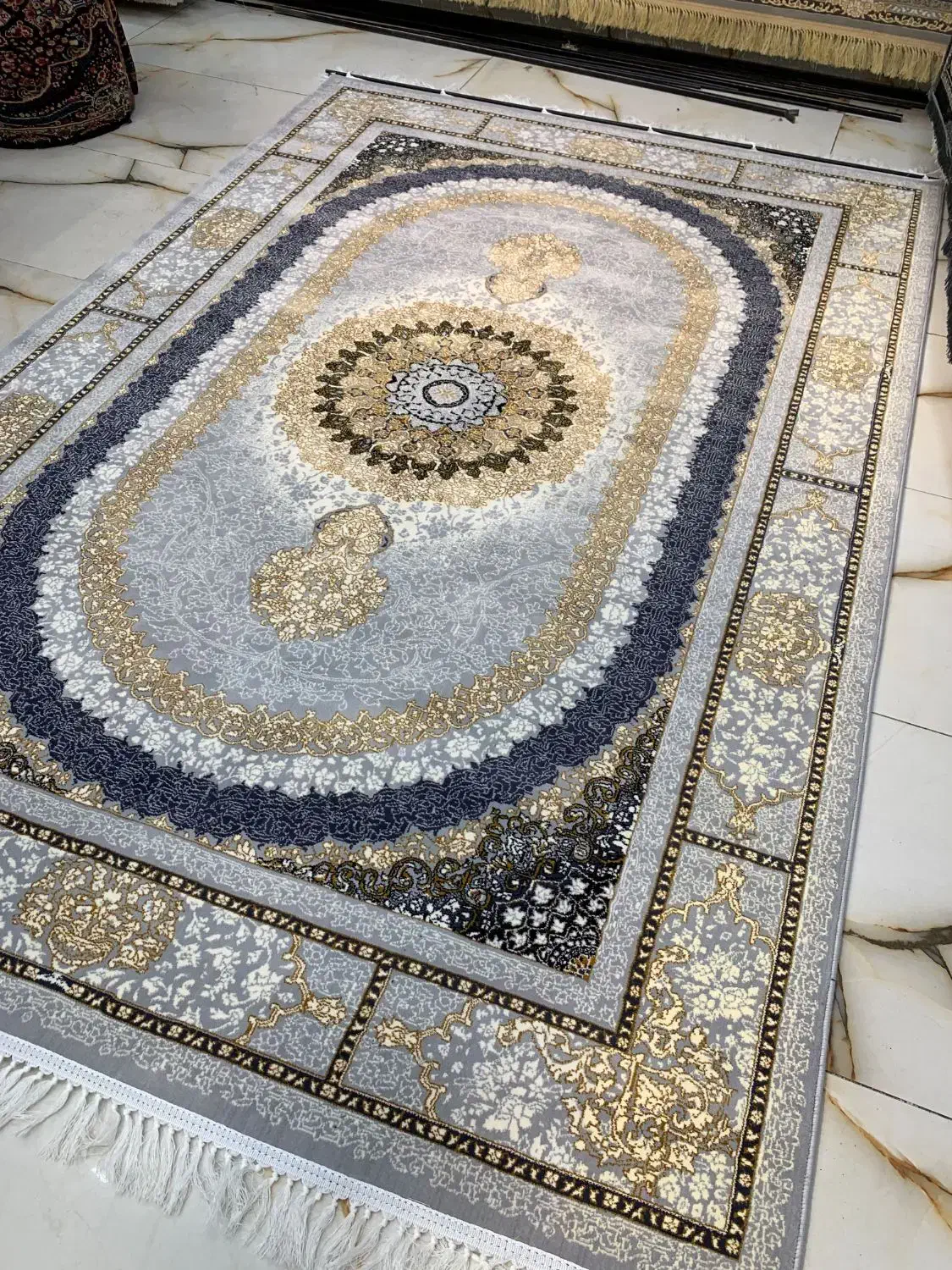 فرش۷۰۰طلاکوب با اقساط۱۲ماهه بدون بهره (چکی)|فرش|تبریز, |دیوار