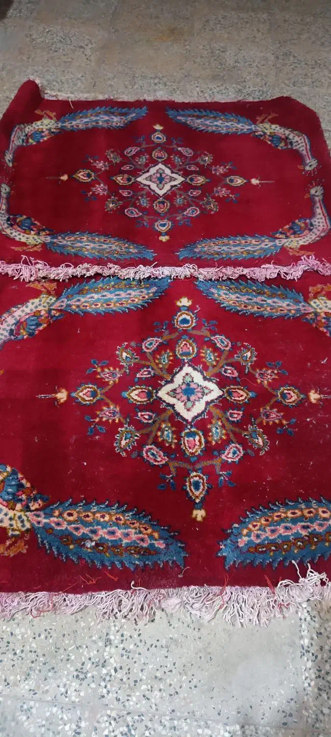 دوتا قالیچه دست بافت قدیمی  در ابعاد ۷۰در ۹۰تمیز|فرش|یزد, |دیوار