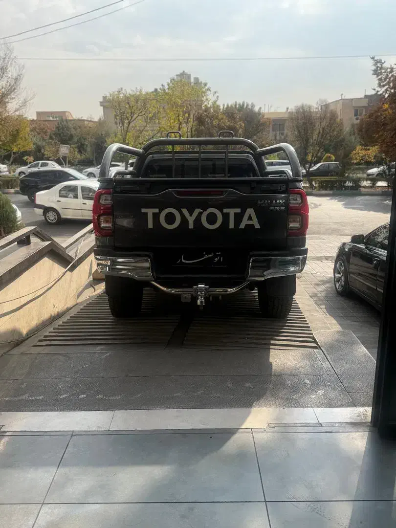 تویوتا هایلوکس مدل ۲۰۱۶|خودرو سواری و وانت|تهران, درختی|دیوار