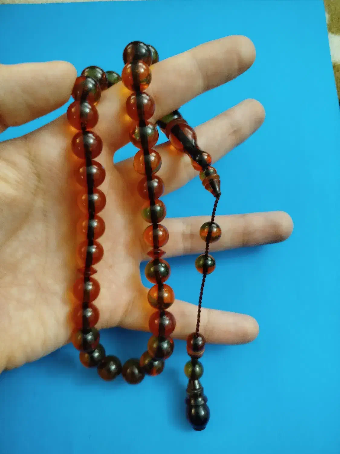 انواع تسبیح سندل و کهربا قیمت ها فرق دارد|بدلیجات|تبریز, |دیوار