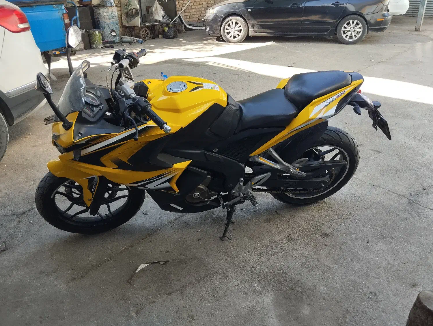 موتورسیکلت پالس آر اس 200|موتورسیکلت|مرودشت, فاز اول شهرک فرهنگیان|دیوار