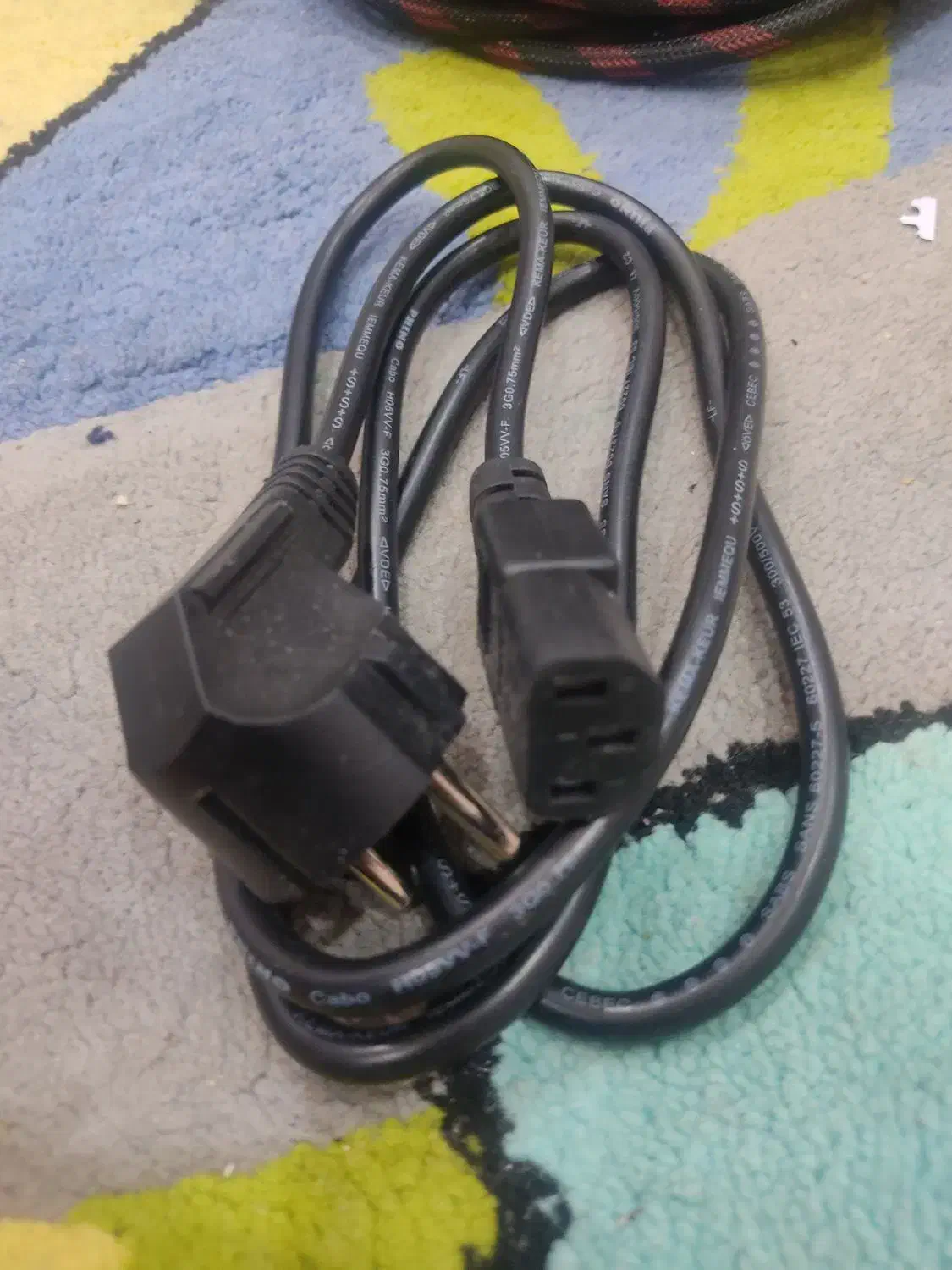 کابل HDMI به طول ده متر آدابتور ۱۲وات و کابل|قطعات و لوازم جانبی رایانه|تهران, یافت آباد شمالی|دیوار