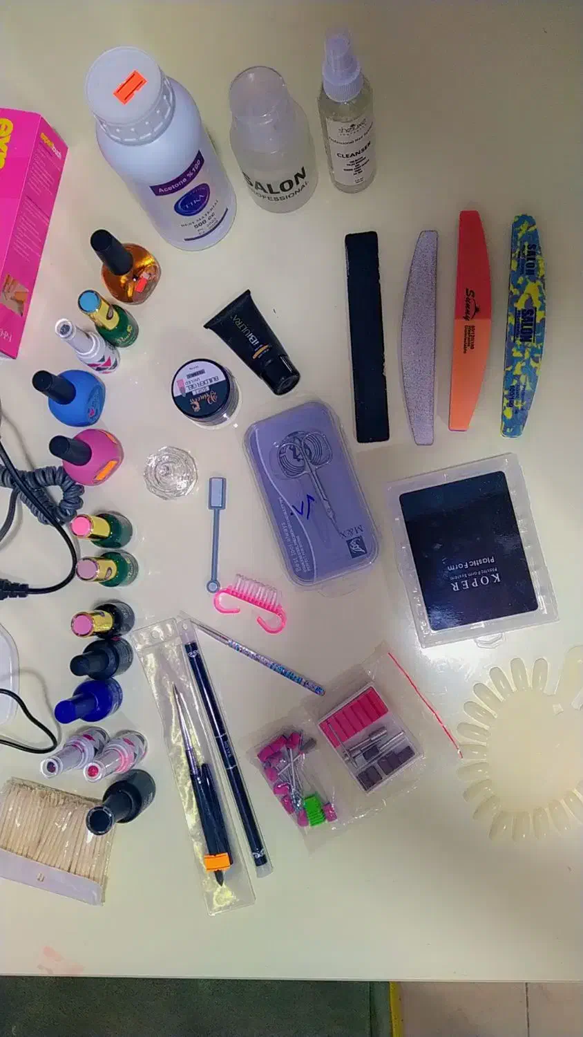 ابزار کاشت ناخن|آرایشی، بهداشتی، درمانی|رشت, تازه آباد|دیوار