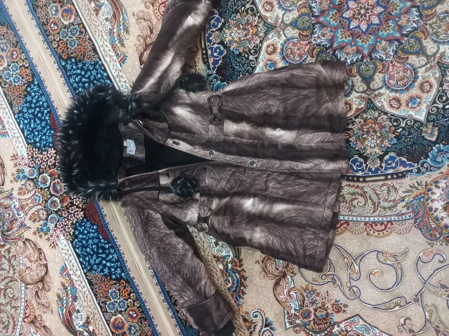 پالتو دخترانه در حد نو سایز xl|لباس|میانه, |دیوار