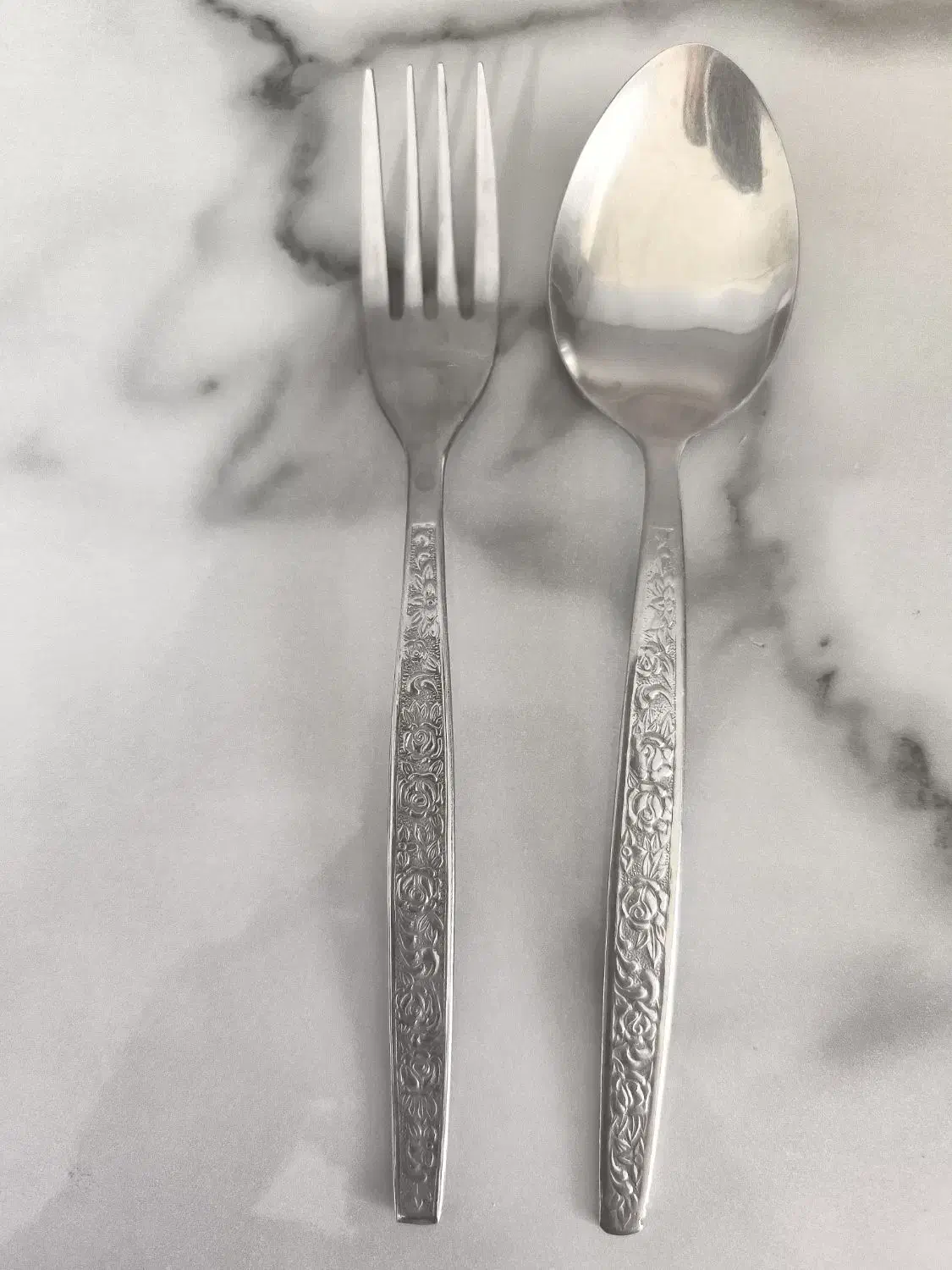 قاشق و چنگال گلریز|ظروف سرو و پذیرایی|فردیس, فردیس|دیوار