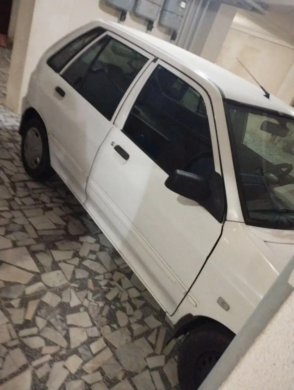 خودرو|خودرو کلاسیک|بندر انزلی, امامزاده|دیوار