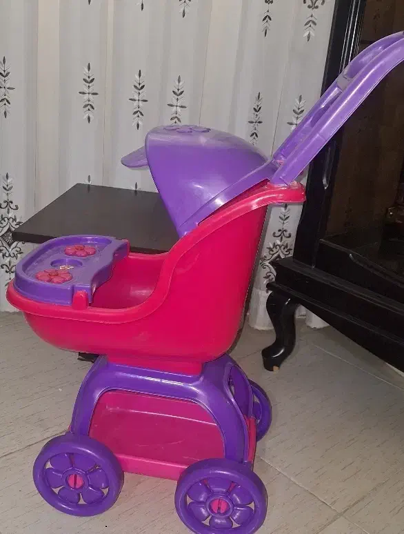 میز اتو کالسکه پمپ بنزین جاروبرقی ماشین لباسشویی|اسباببازی|قم, بنیاد|دیوار