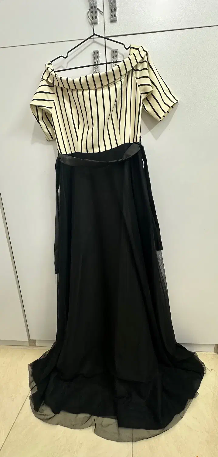 لباس مجلسی|لباس|آمل, |دیوار