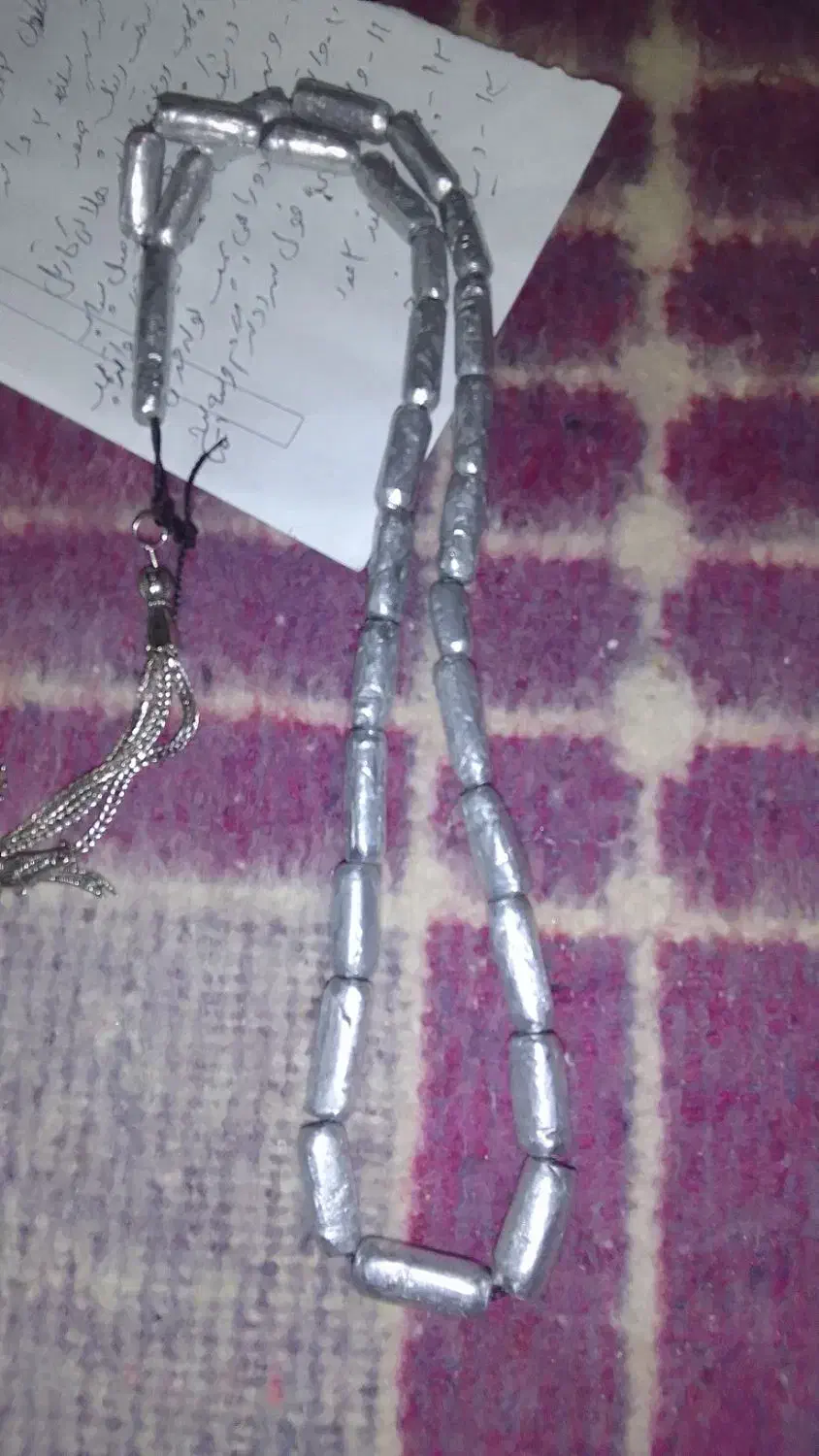 سلام تسبیح قدیم تقریبا ۳۰سال داریمش|کلکسیون اشیاء عتیقه|اهواز, ملاشیه|دیوار