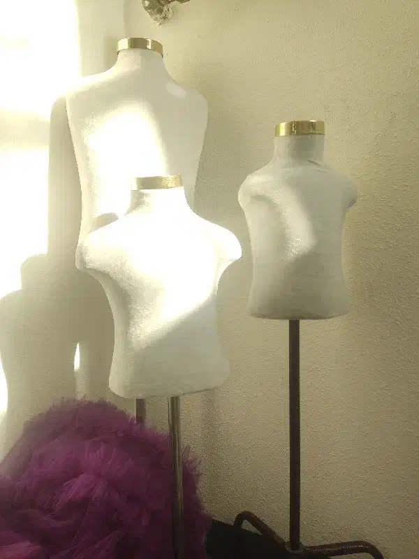 مانکن|لوازم خیاطی و بافتنی|شیراز, کوشک میدان|دیوار