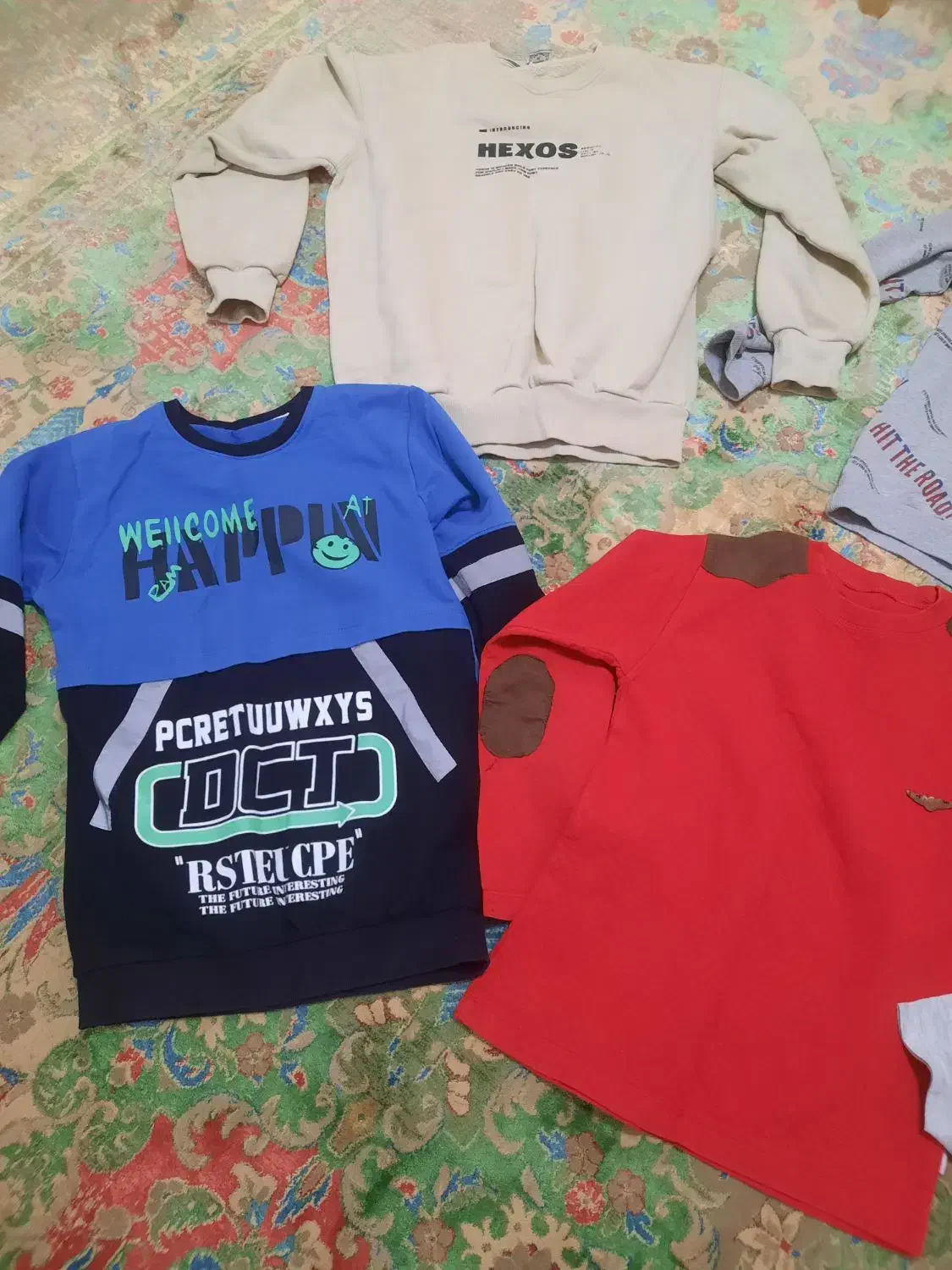 تعدادی لباس تمیز مناسب ۱۰ و ۱۱ سال|کفش و لباس بچه|لاهیجان, لیالستان|دیوار