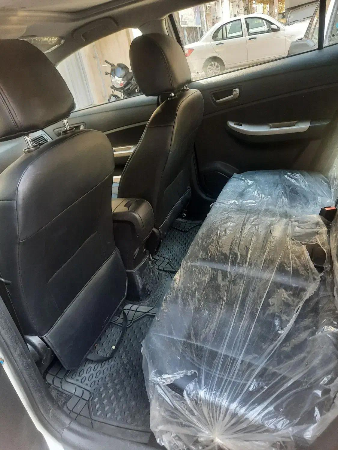 شاهین ۴۰۱ توربو سانروف گارانتی فعال|خودرو سواری و وانت|تهران, مینابی|دیوار