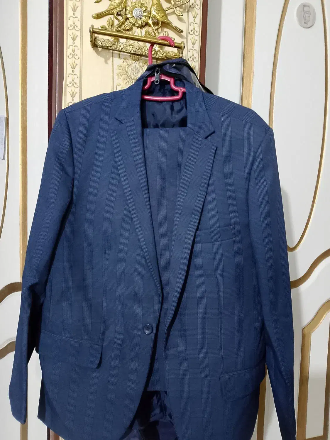 کت و شلوار|لباس|سامن, |دیوار