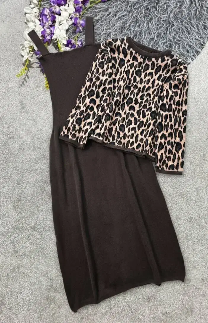 ارزانسرای لینا|لباس|شیراز, ملاصدرا|دیوار