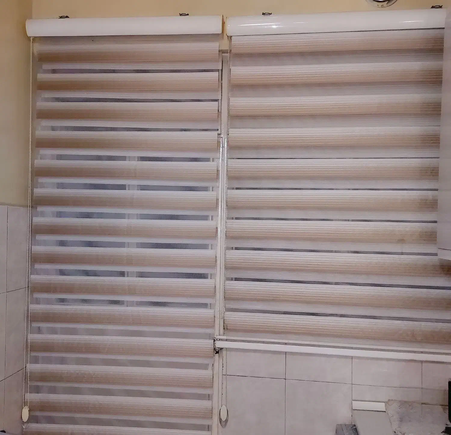 دوعدد پرده زبرا|پرده، رانر، رومیزی|تهران, شهرک ولیعصر جنوبی|دیوار