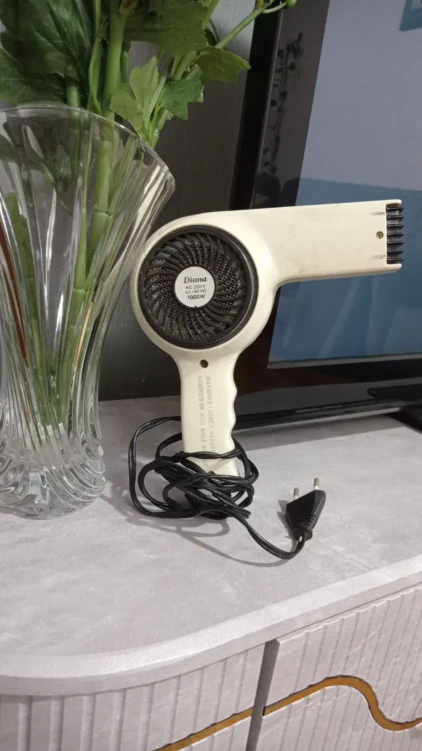 سشوار باقیمت خیلی مناسب|آرایشی، بهداشتی، درمانی|ساری, |دیوار