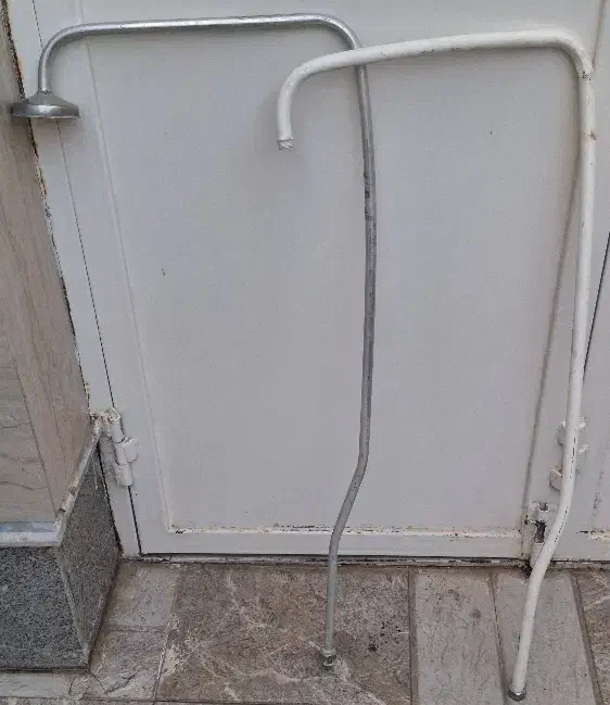 فروش دوعدد علم دوش حمام|لوازم حمام|اهر, |دیوار