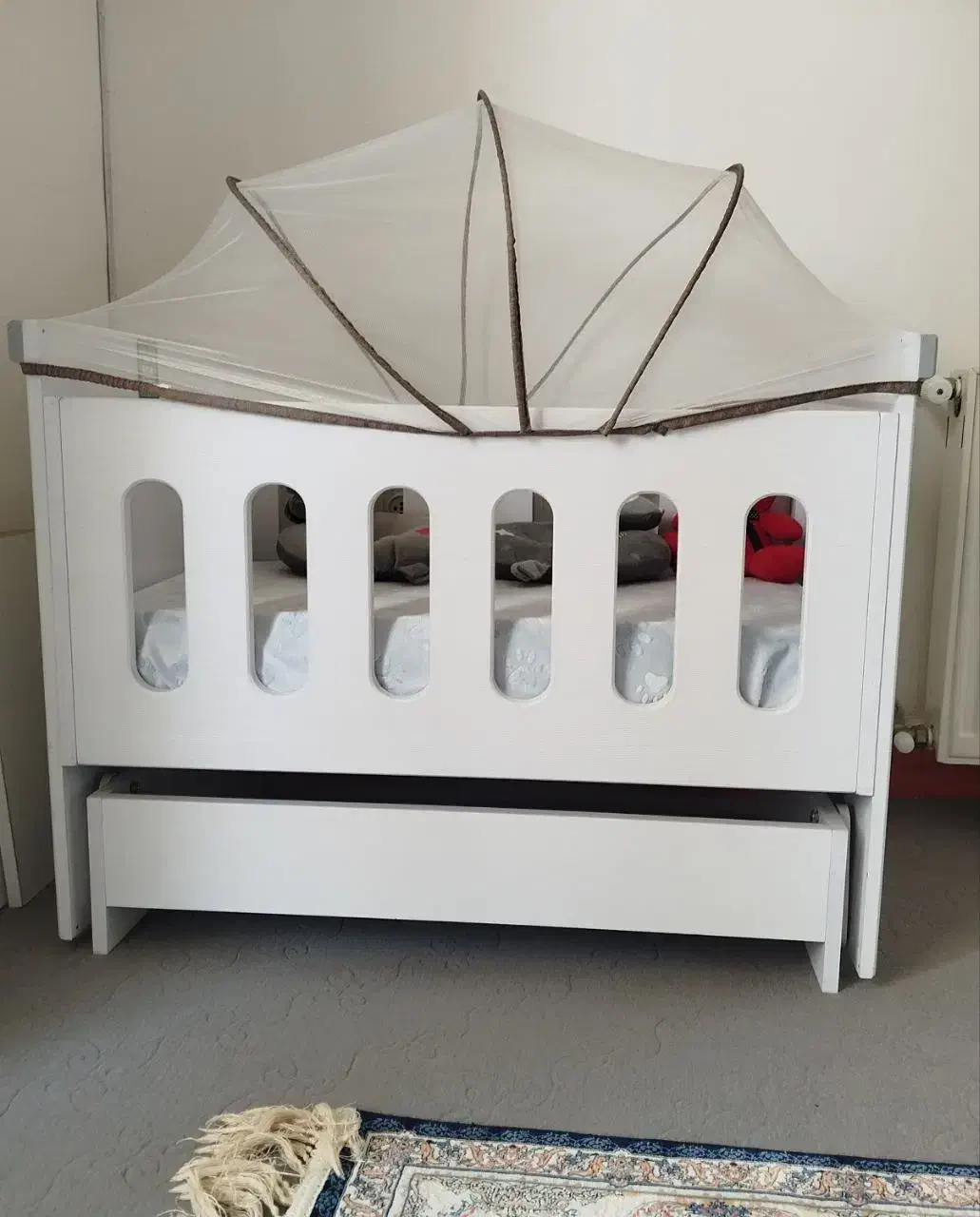 تخت گهواره چوبی|اسباب و اثاث بچه|قم, پردیسان|دیوار