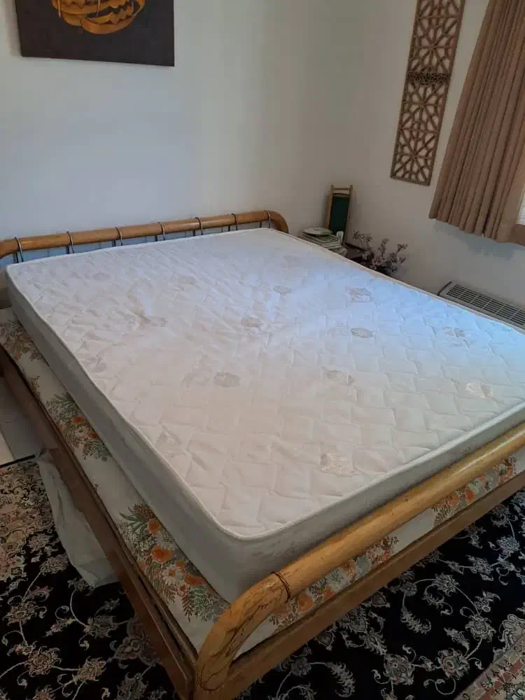 تشک طبی|تشک تختخواب|هشتگرد, کوشک زر|دیوار