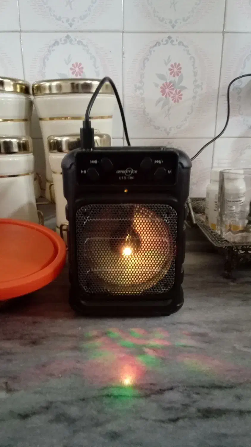 یک عدد اسپیکر نونو|پخشکننده همراه|اراک, |دیوار