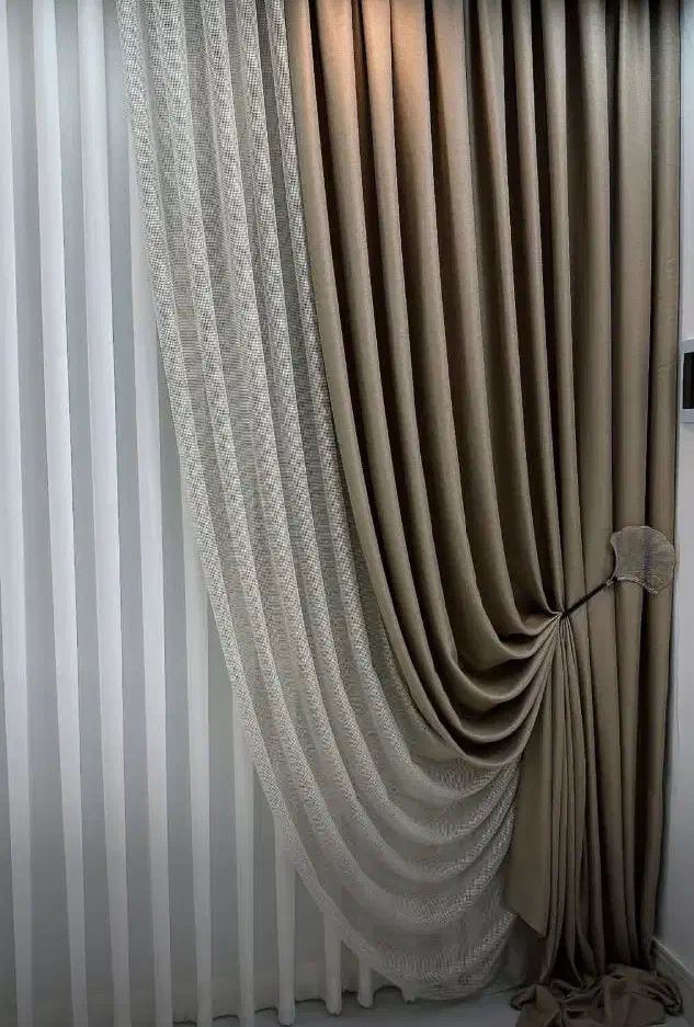 پارچه و حریر،کاغذ دیواری،چمن مصنوعی|پرده، رانر، رومیزی|کاشان, فاز ۲ ناجی آباد|دیوار