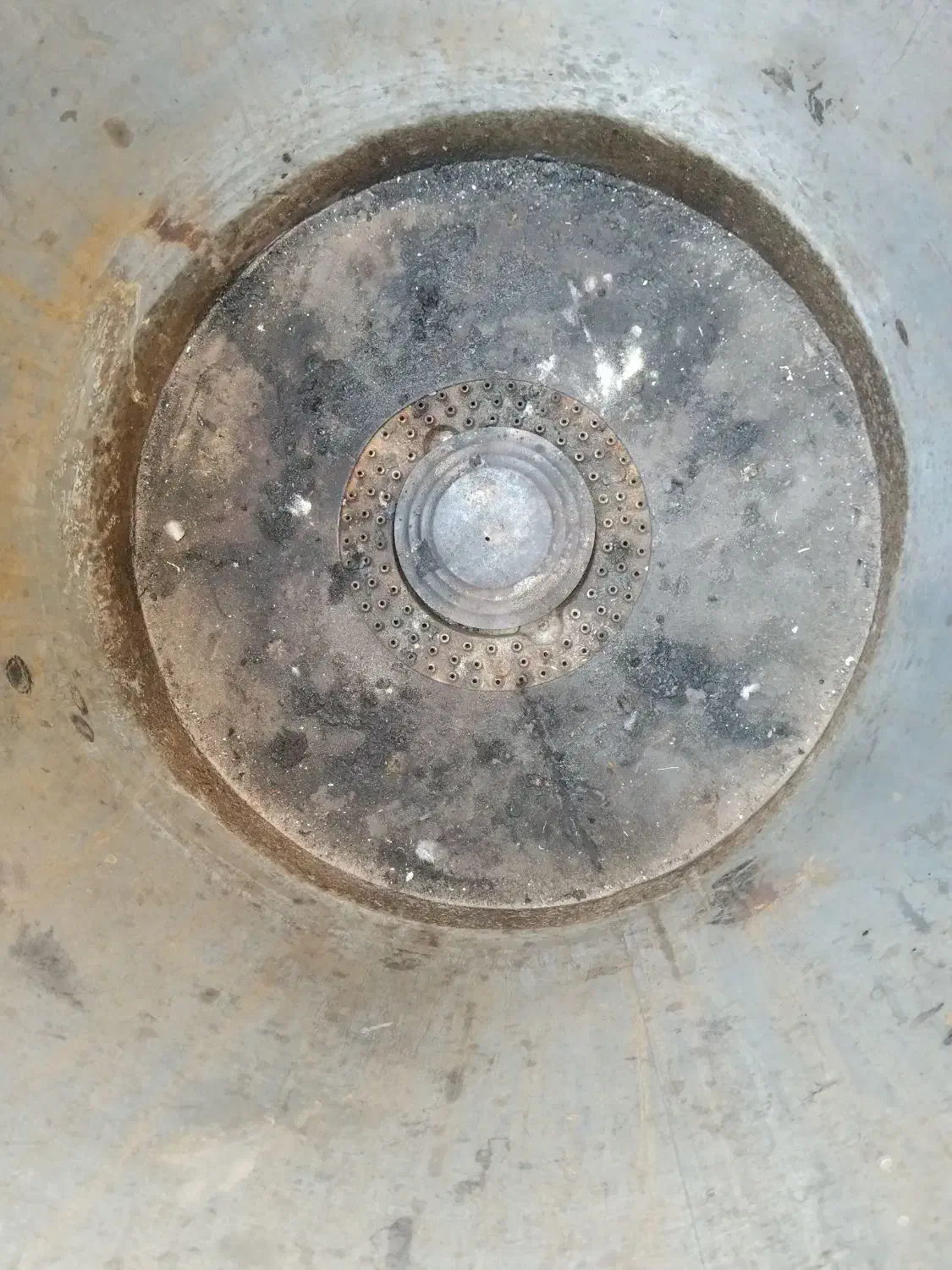 تنور گازی تمیز و سالم|اجاق گاز و لوازم برقی پخت‌وپز|قم, شاه ابراهیم|دیوار