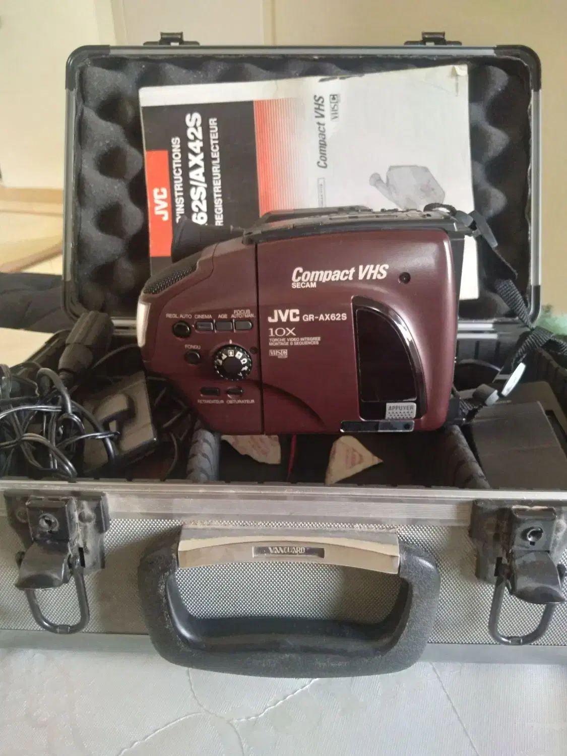 دوربین   فیلم برداری جی وی سی اصل ژاپن|دوربین عکاسی و فیلم‌برداری|کرج, فاز ۳ مهرشهر|دیوار