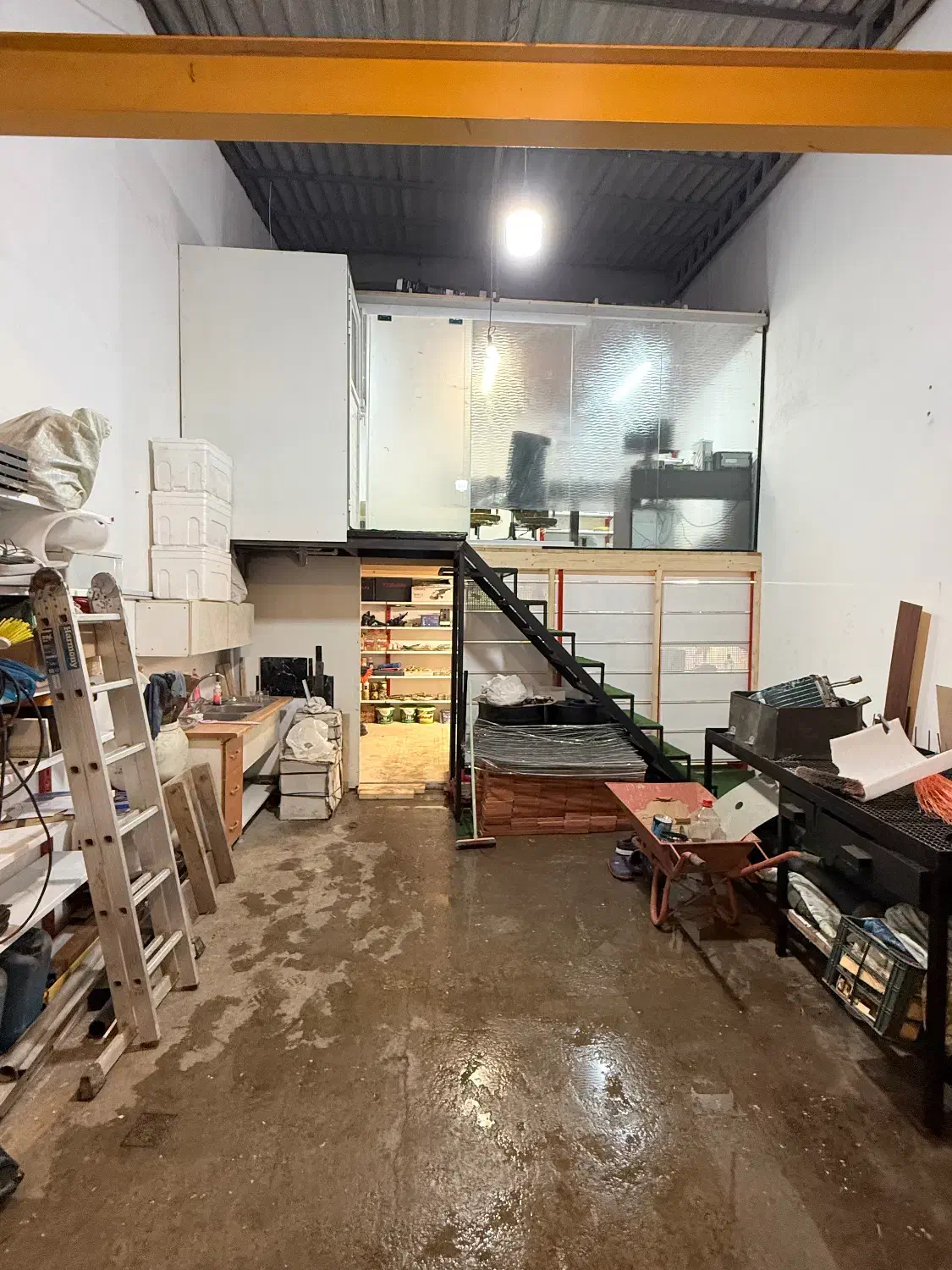 گزینه ای مناسب برای کار و یا سرمایه گذاری|فروش مغازه و غرفه|نوشهر, |دیوار