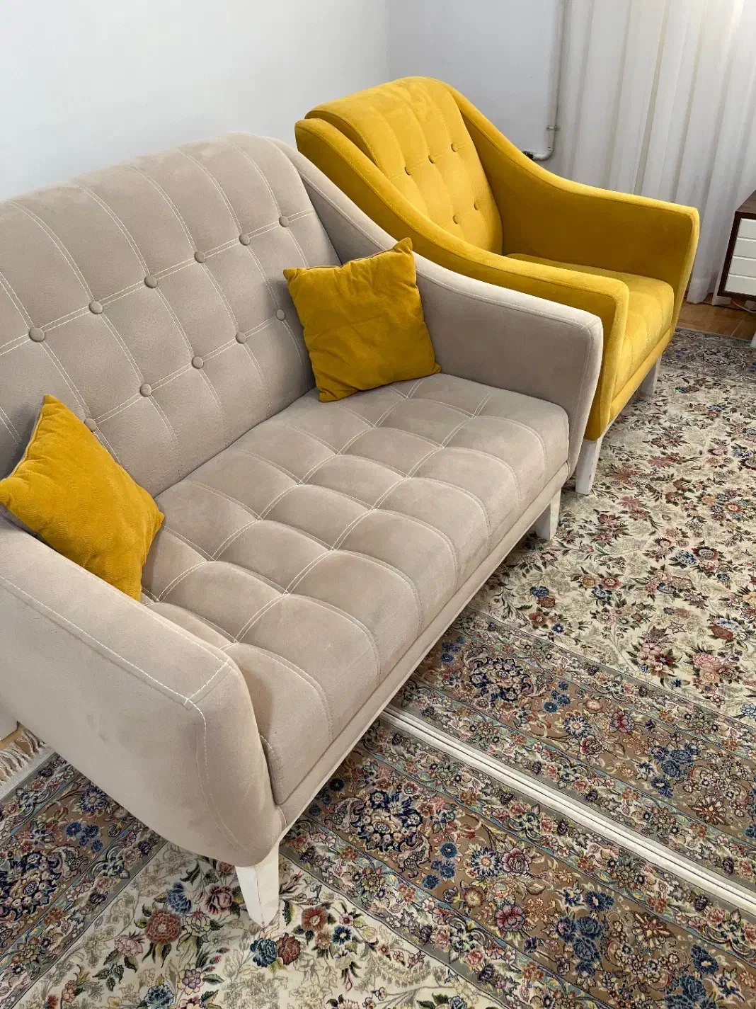 مبل راحتی در حد نو|مبلمان خانگی و میز عسلی|سنندج, |دیوار