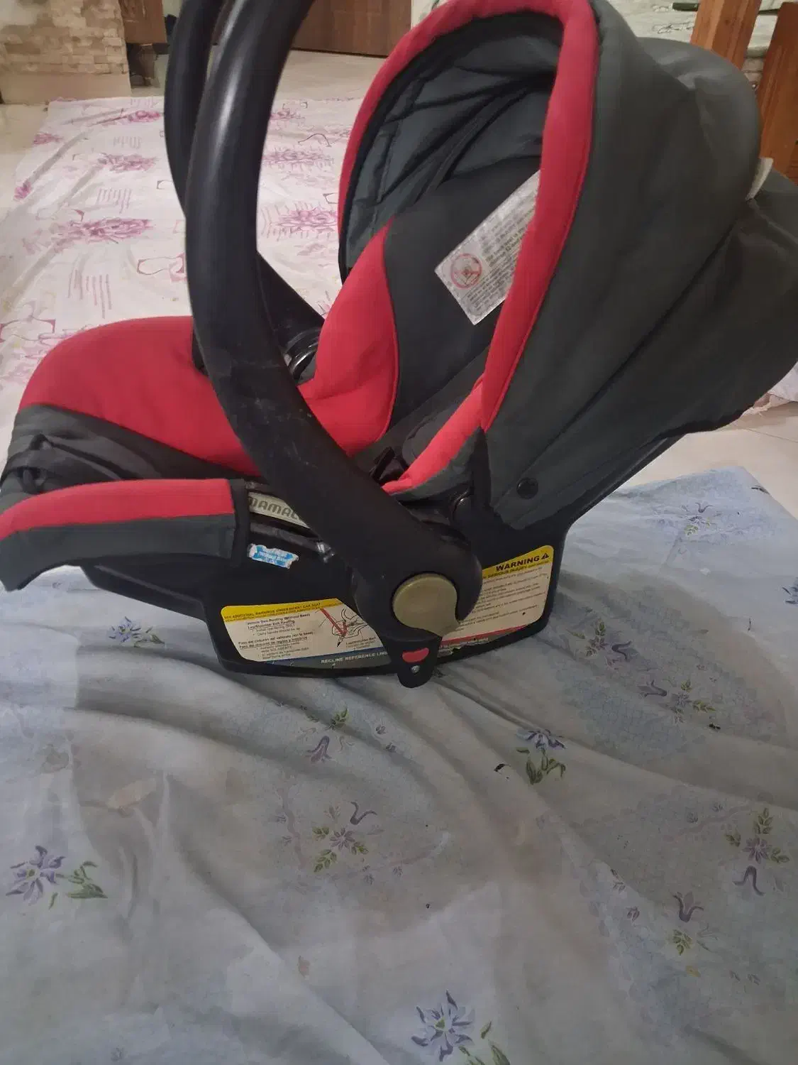 کریه سالم|کالسکه و لوازم جانبی|تهران, نیروی هوایی (پیروزی)|دیوار