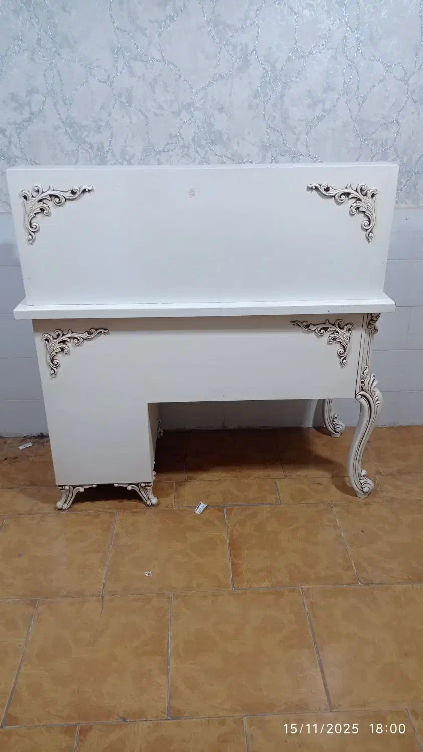 میز کانتور ۲۰۰۰ و کمد رایگان|مبلمان خانگی و میز عسلی|محمدیه-قزوین, |دیوار