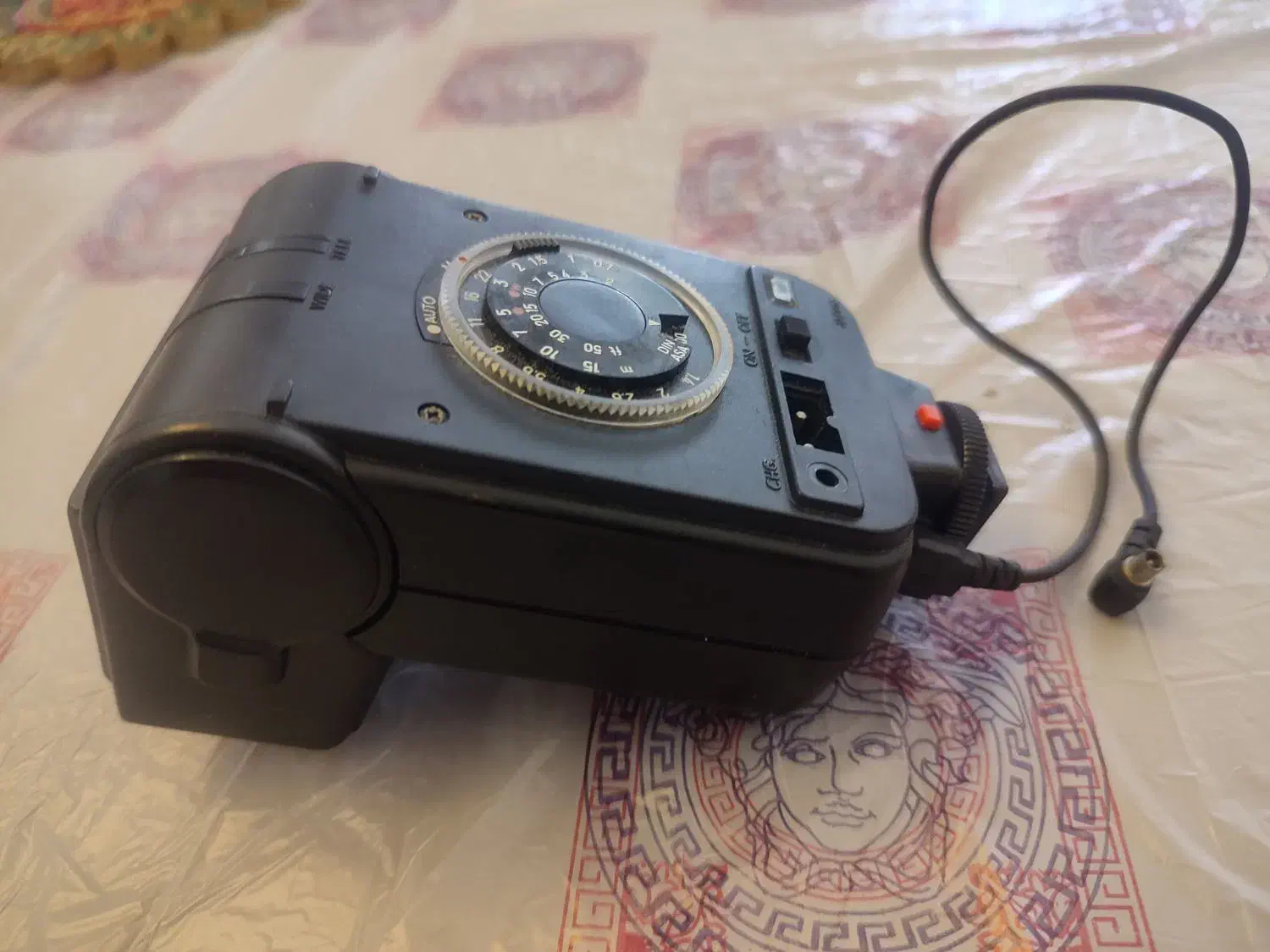 فلاش دوربین آنالوگ|دوربین عکاسی و فیلم‌برداری|رشت, دیلمان|دیوار