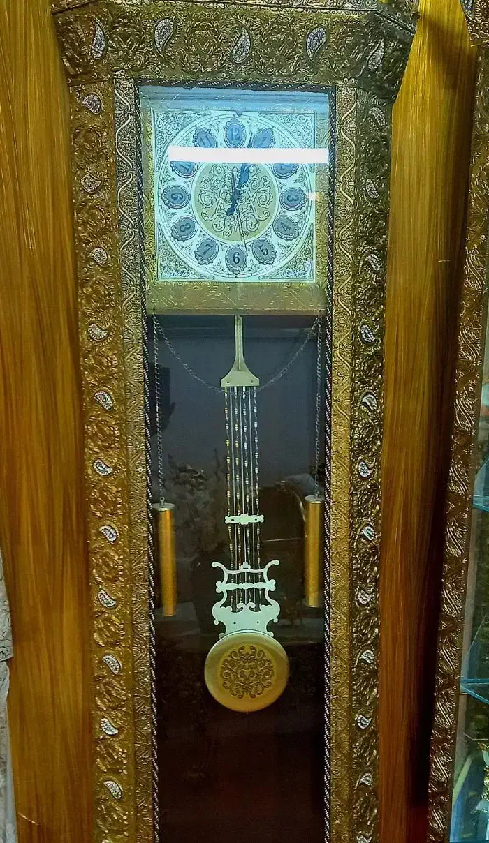 ساعت ایستاده برنز|ساعت دیواری و تزئینی|قم, وادی السلام|دیوار