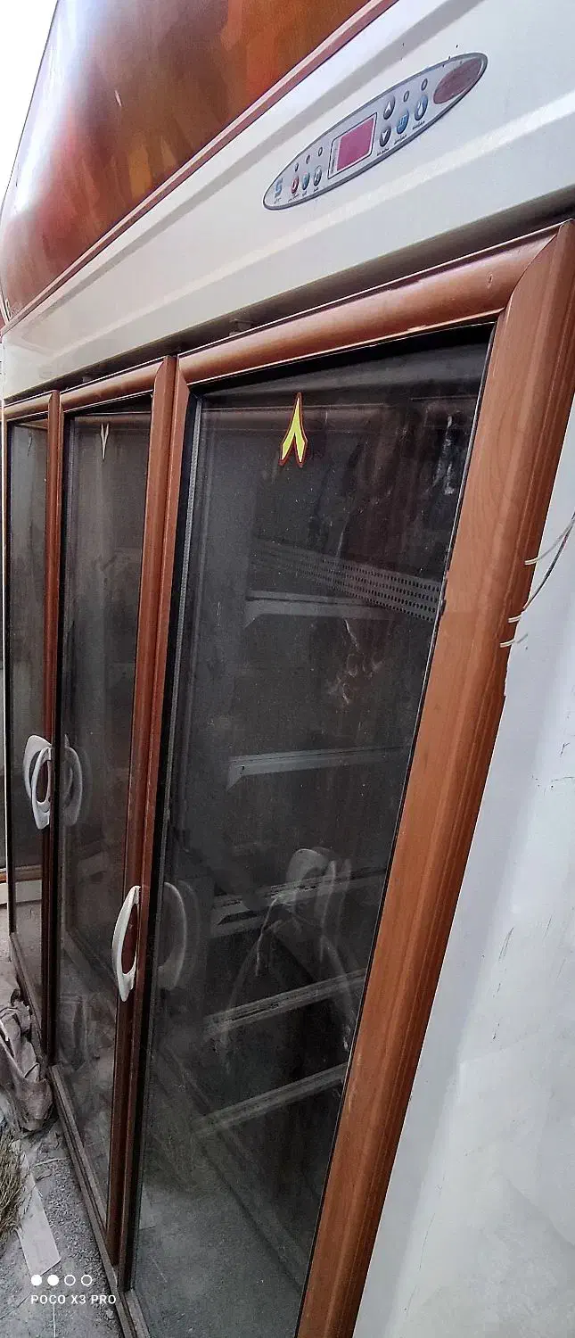 یخچال دو درب و سه درب فروشگاهی برند صبوحی|فروشگاه و مغازه|فرخشهر, |دیوار