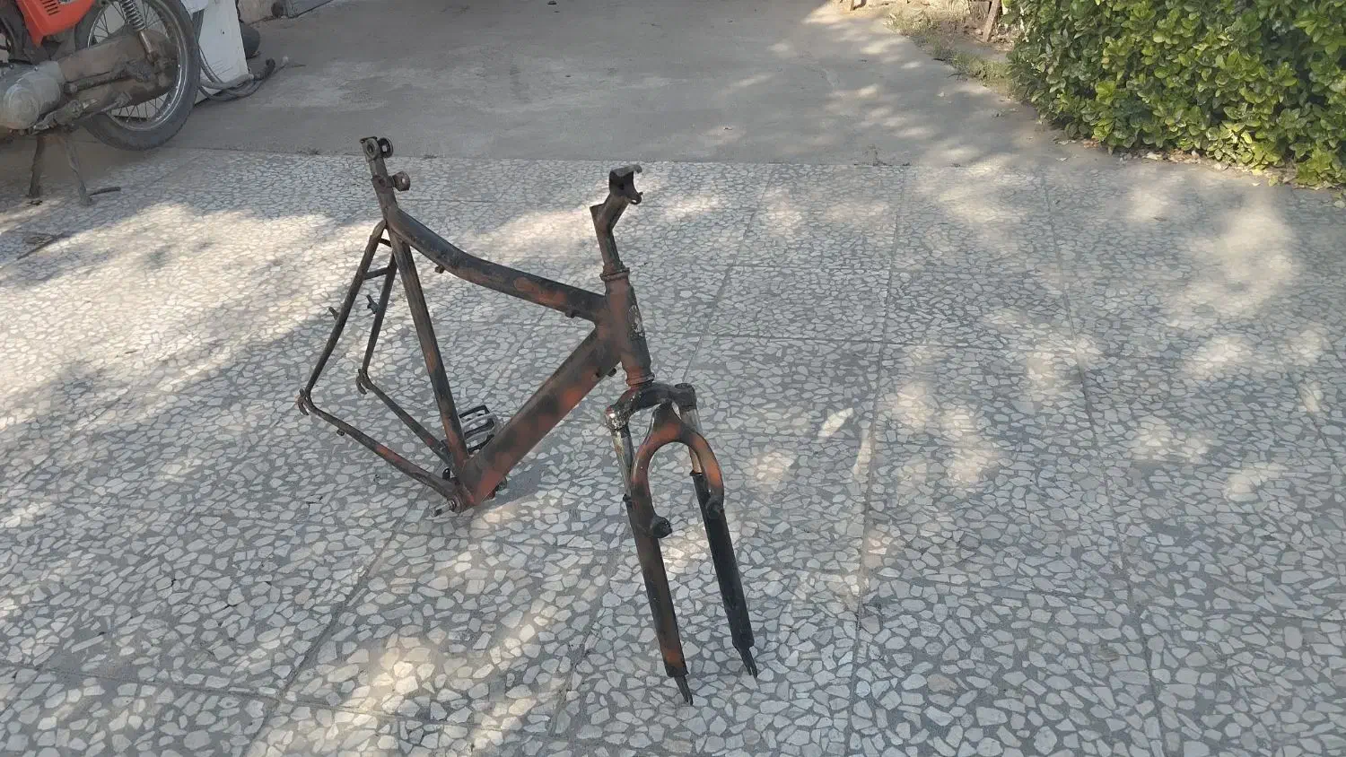 بدنه دوچرخه|دوچرخه، اسکیت، اسکوتر|رودسر, |دیوار