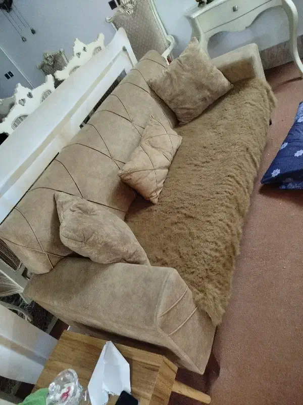 مبلمان نیم ست|مبلمان خانگی و میز عسلی|مشهد, کلاهدوز|دیوار